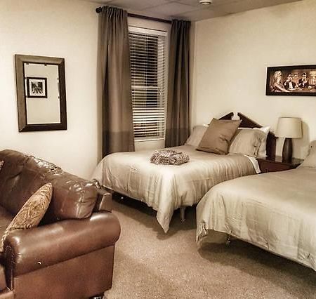 Cozy Little Apartment #11 By Amazing Property Rentals ガティノー エクステリア 写真